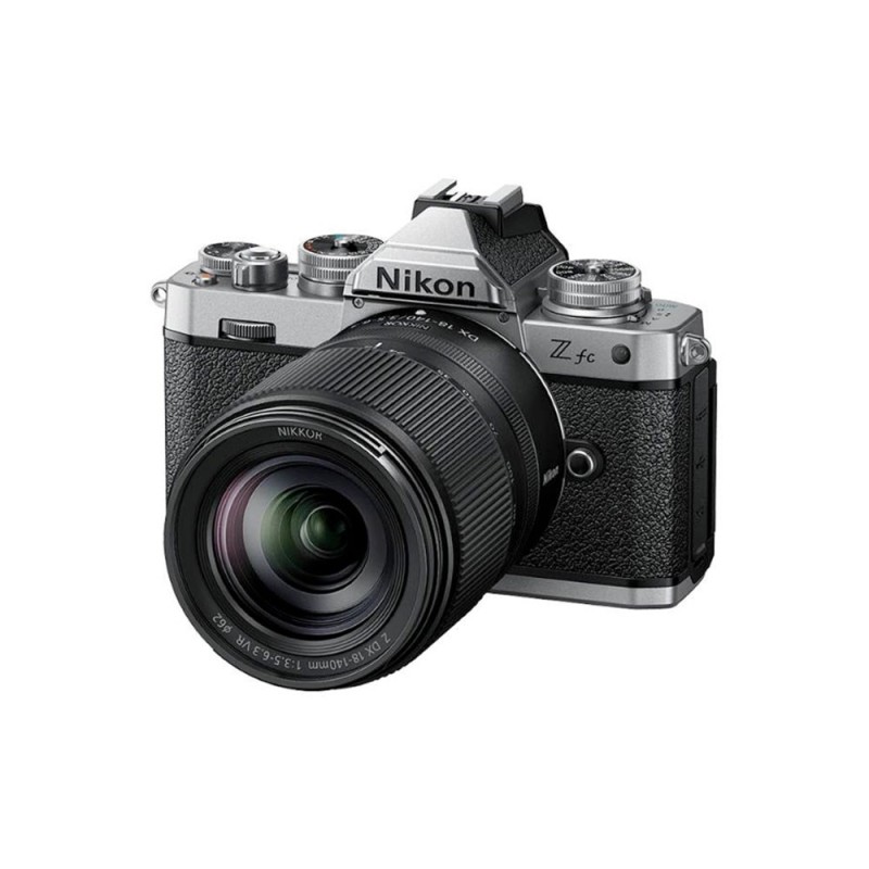 NIKON Z-FC + Z DX 18-140/3.5-6.3 VR