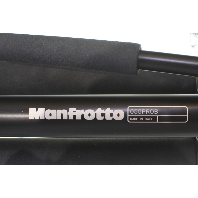 MANFROTTO 055PRO + ROTULE 701 HDV