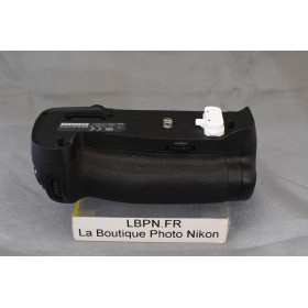 NIKON MB-D17