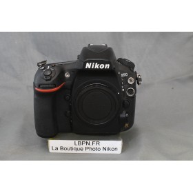 NIKON D810