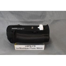 NIKON MB-D17