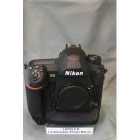 NIKON D6