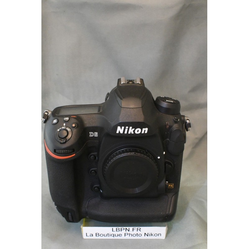 NIKON D6