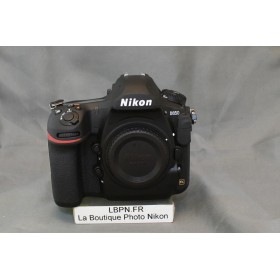 NIKON D850