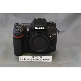 NIKON D7200