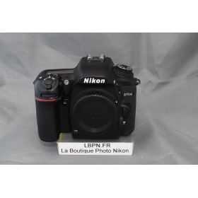 NIKON D7500