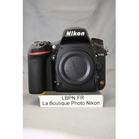 NIKON D750