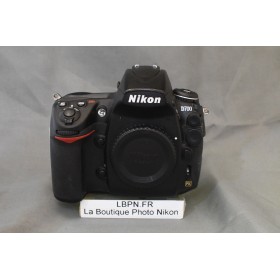 NIKON D700