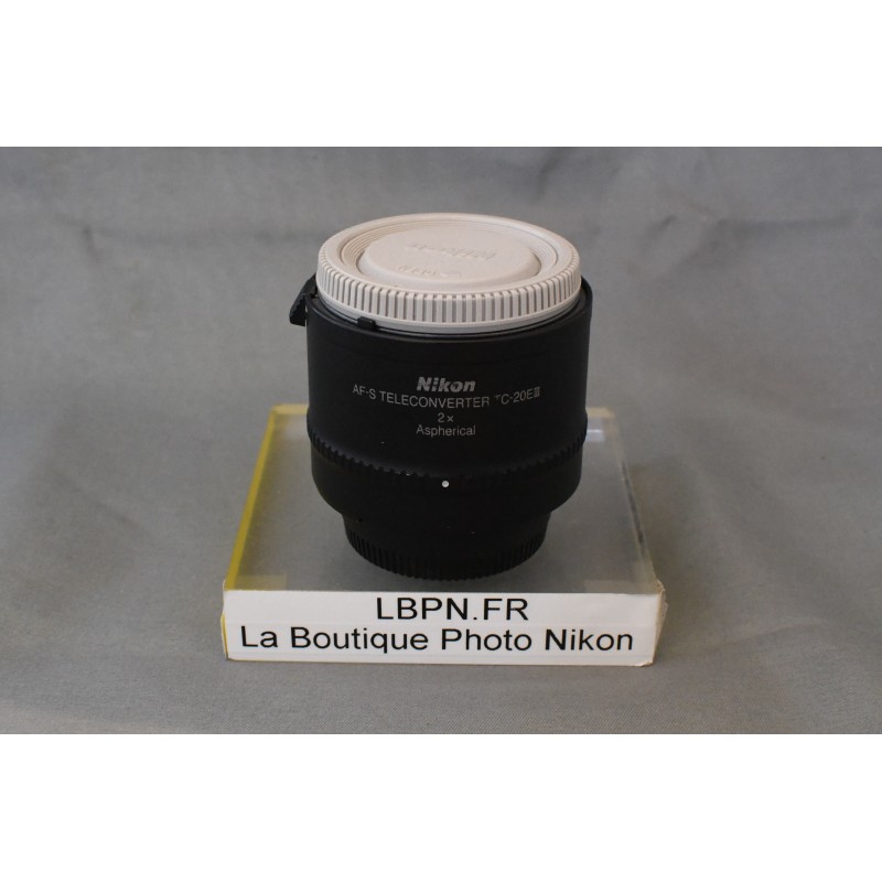 NIKON TC-20E III