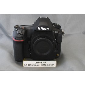 NIKON D850