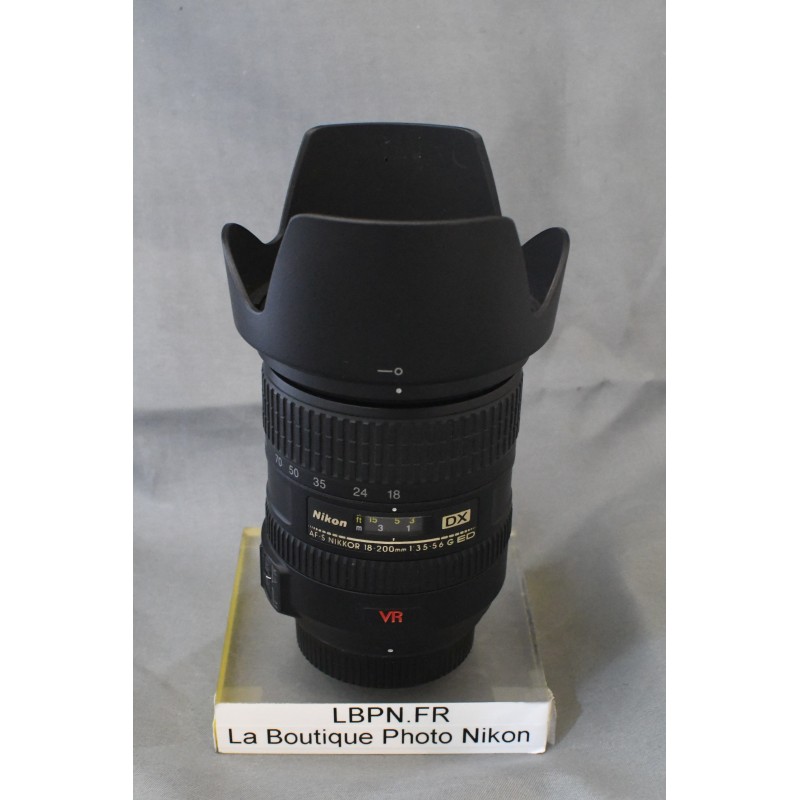NIKON AFS DX 18-200/3.5-5.6 VR
