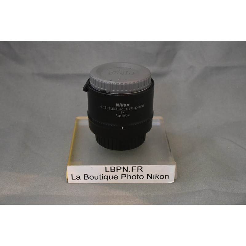 NIKON TC-20E III