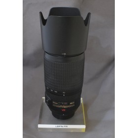 NIKON AFS 70-300/4.5-5.6 VR