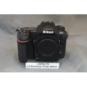 NIKON D500