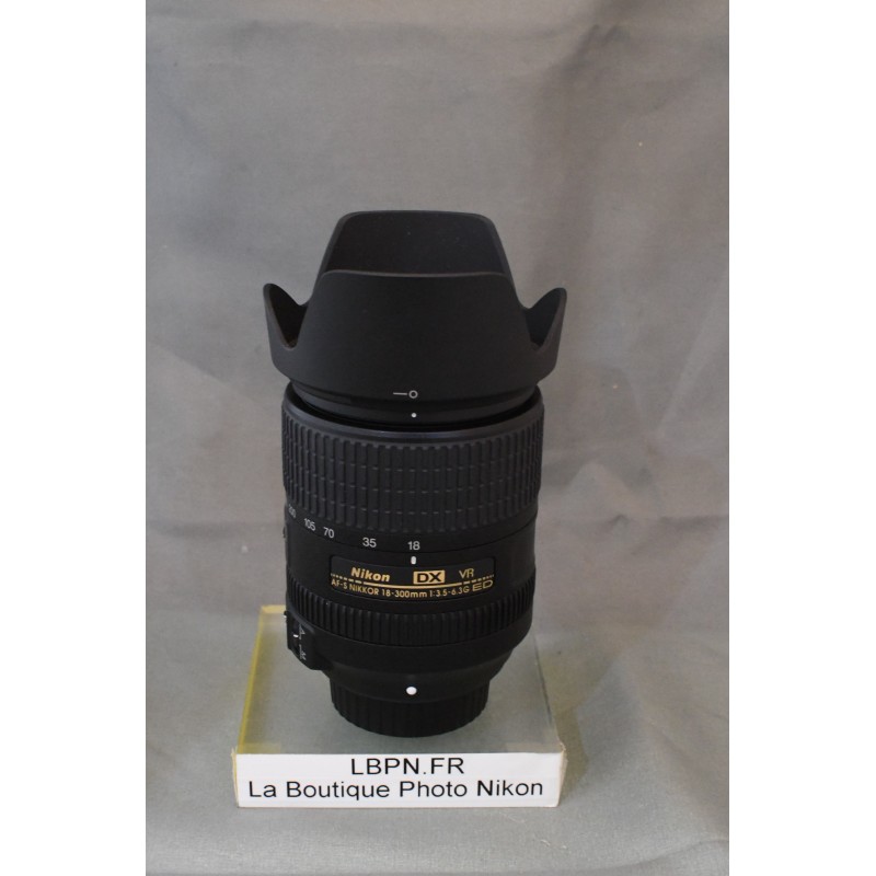 NIKON AFS DX 18-300/3.5-6.3 VR