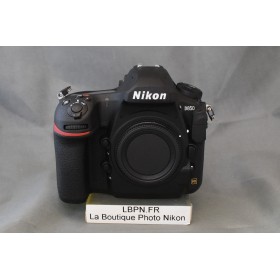 NIKON D850