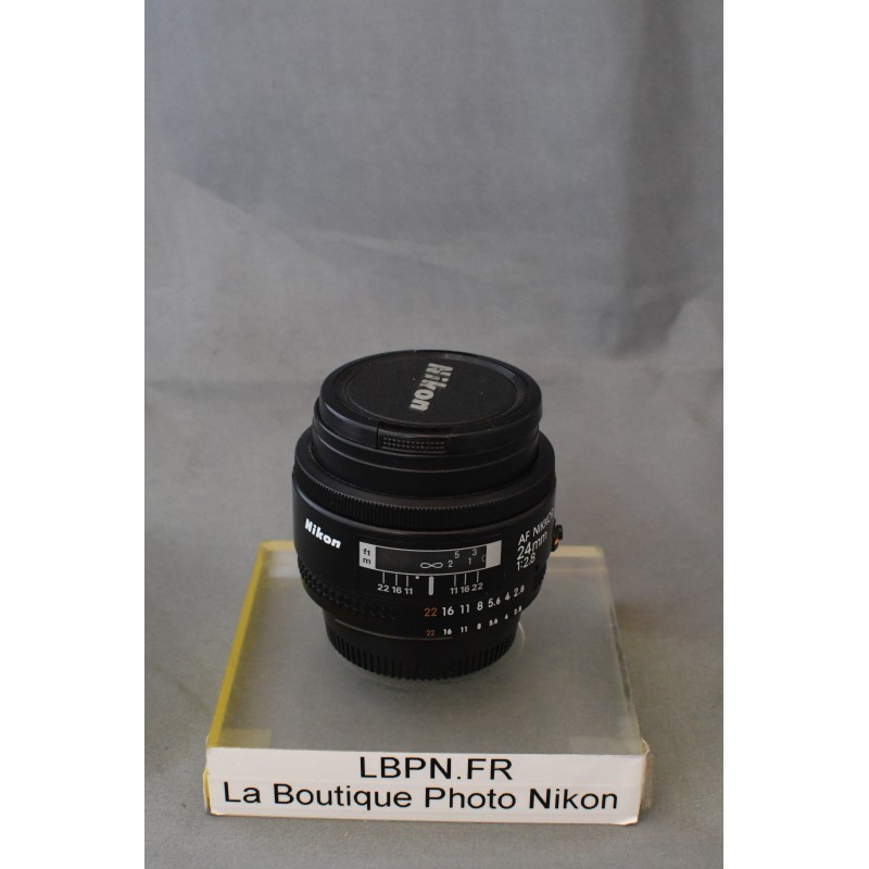 NIKON AF 24/2.8