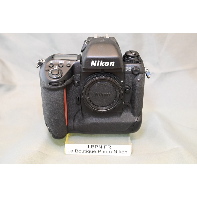 NIKON F5