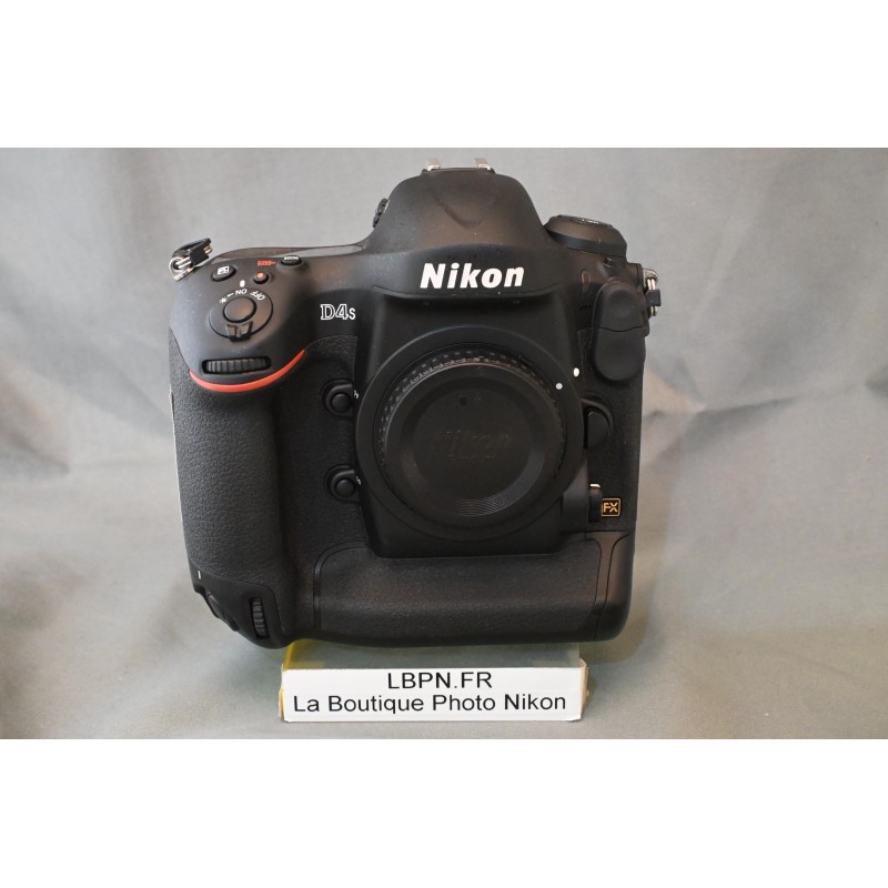 NIKON D4S