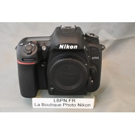 NIKON D7500