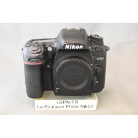 NIKON D7500