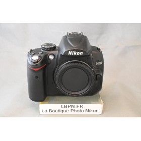 NIKON D5000