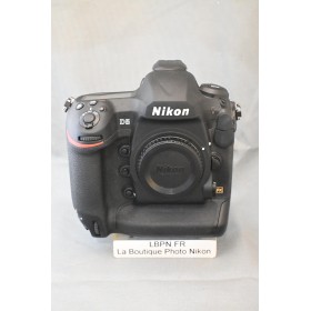 NIKON D5