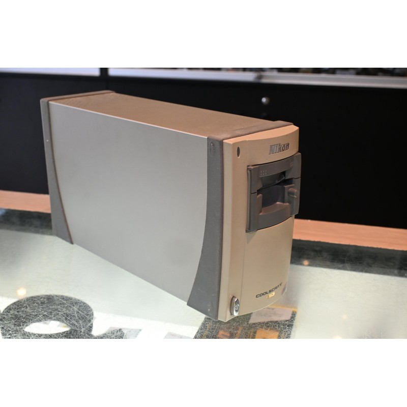 NIKON SCANNER LS-50 COOLSCAN V