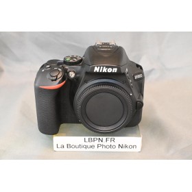 NIKON D5600