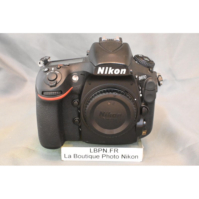 NIKON D810