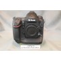 NIKON D4