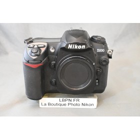 NIKON D200