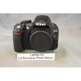 NIKON D3100