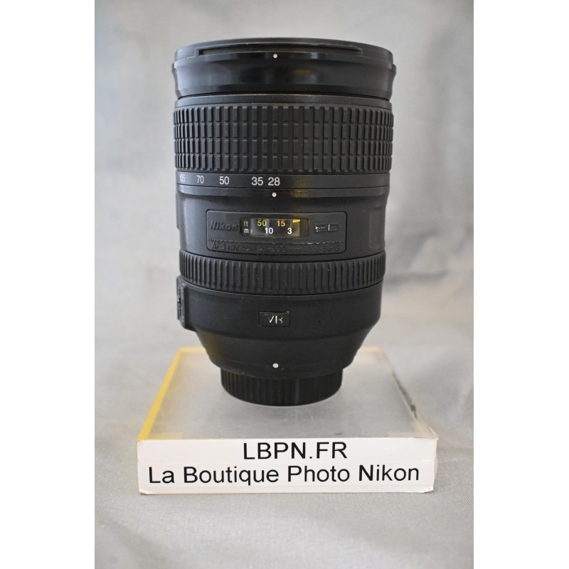 NIKON AFS 28-300/3.5-5.6 VR